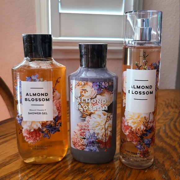 Bath & Body Works Other - 🛍 50% off "BLACK OCTOBER" Sale 🛍